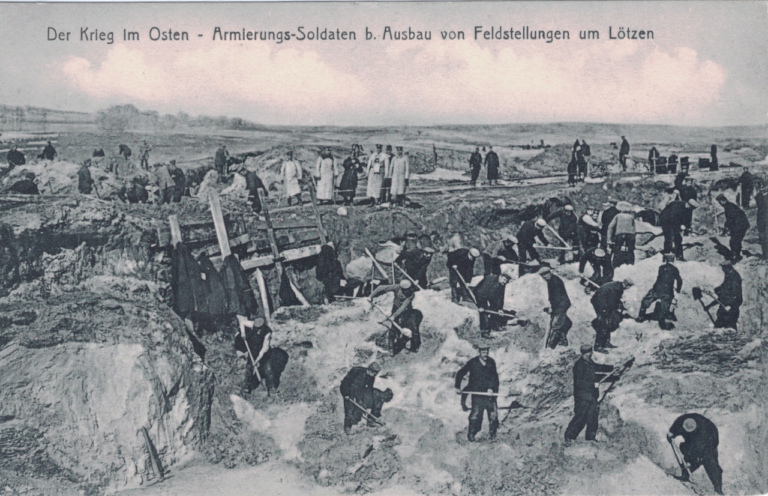 Początek prac z budowa Giżyckiej Pozycji Polowej. Marzec 1915.